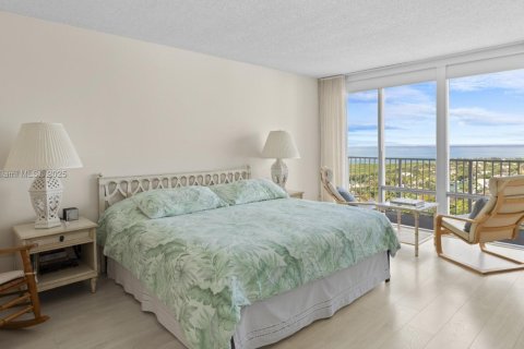 Condominio en alquiler en Key Biscayne, Florida, 2 dormitorios, 174.19 m2 № 1990970 - foto 12