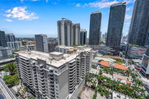 Condominio en alquiler en Miami, Florida, 2 dormitorios, 84.54 m2 № 1938484 - foto 14