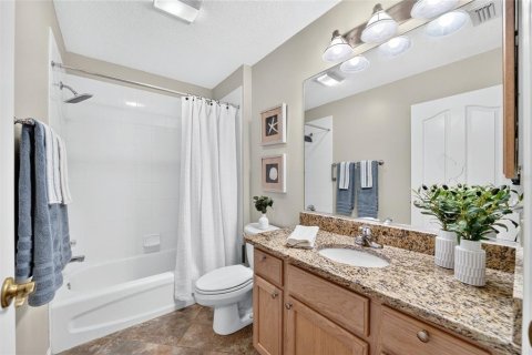 House in The Villages, Florida 3 bedrooms, 201.97 sq.m. № 2427521 - photo 30