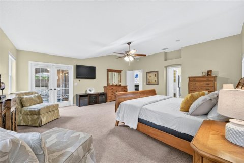 House in The Villages, Florida 3 bedrooms, 201.97 sq.m. № 2427521 - photo 22