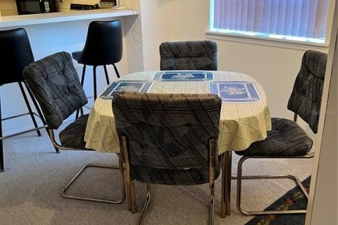 Adosado en venta en Tampa, Florida, 2 dormitorios, 122.26 m2 № 1760222 - foto 11