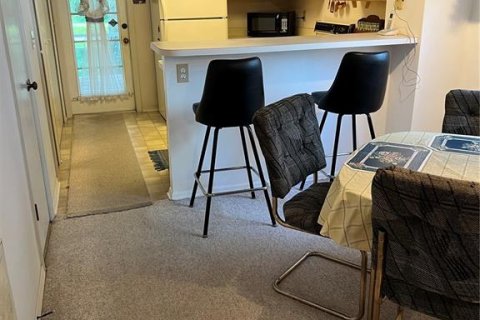Adosado en venta en Tampa, Florida, 2 dormitorios, 122.26 m2 № 1760222 - foto 12