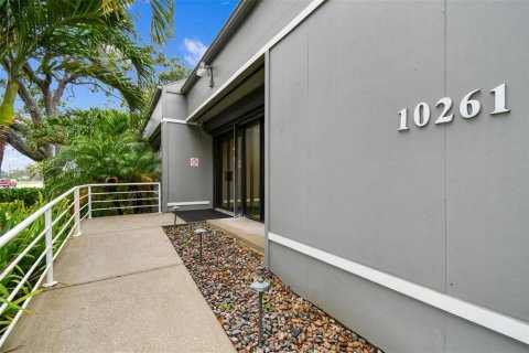 Propiedad comercial en venta en Saint Petersburg, Florida, 228.82 m2 № 1873913 - foto 7