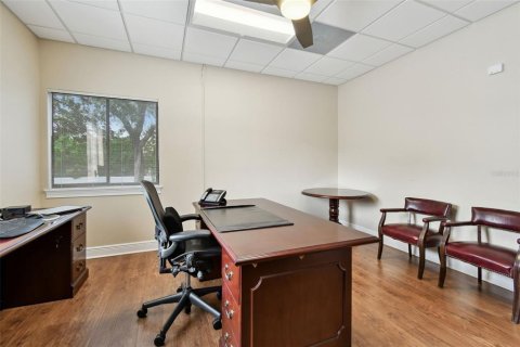 Propiedad comercial en venta en Saint Petersburg, Florida, 228.82 m2 № 1873913 - foto 18