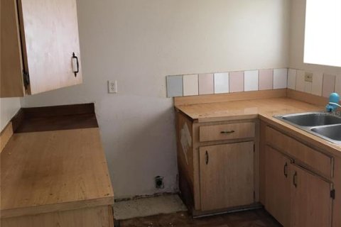 House in Lake Wales, Florida 2 bedrooms, 74.32 sq.m. № 1793737 - photo 4