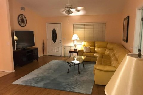 Casa en alquiler en Rotonda, Florida, 3 dormitorios, 130.81 m2 № 1531899 - foto 2
