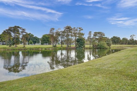 Copropriété à vendre à Margate, Floride: 2 chambres, 92.9 m2 № 878512 - photo 1