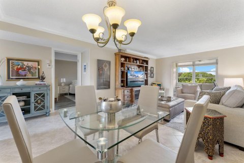 Condominio en Boynton Beach, Florida, 1 dormitorio  № 2147022