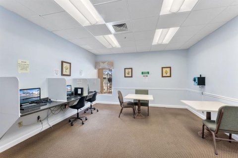 Купить кондоминиум в Бойнтон-Бич, Флорида 4 комнаты, 70.05м2, № 2147022 - фото 26