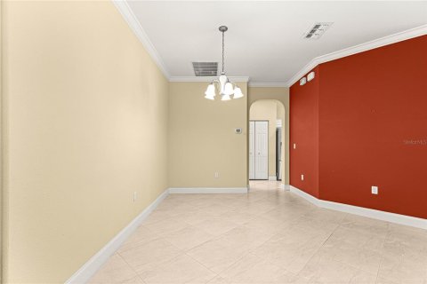 House in Ocala, Florida 3 bedrooms, 191.66 sq.m. № 1850190 - photo 7