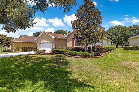 House in Ocala, Florida 3 bedrooms, 191.66 sq.m. № 1850190 - photo 3
