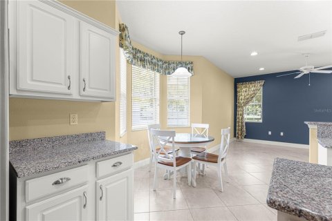 House in Ocala, Florida 3 bedrooms, 191.66 sq.m. № 1850190 - photo 18
