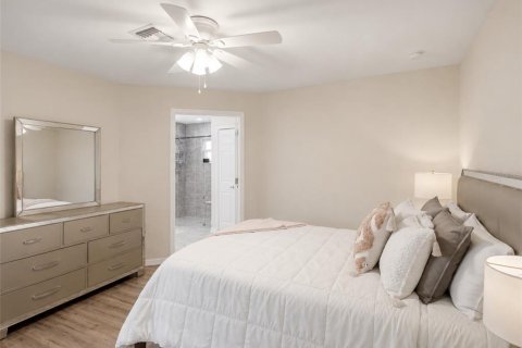 Casa en venta en Fort Myers, Florida, 3 dormitorios, 136.19 m2 № 2273293 - foto 9