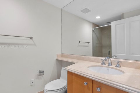 Condo in Sunny Isles Beach, Florida, 3 bedrooms № 2089645 - photo 14
