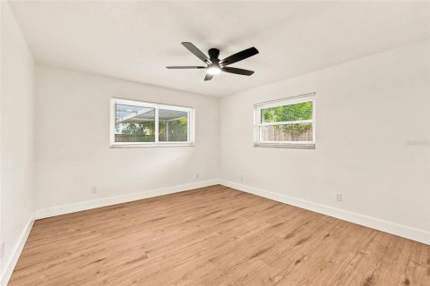 Villa ou maison à vendre à Saint Petersburg, Floride: 3 chambres, 150.22 m2 № 2358449 - photo 29