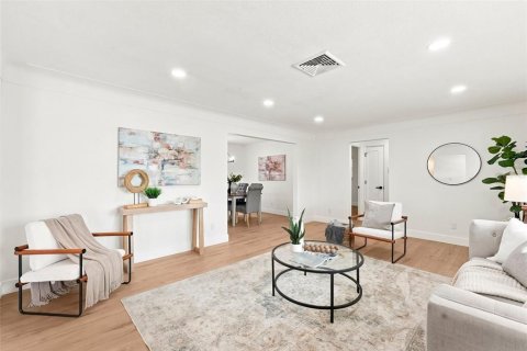 Villa ou maison à vendre à Saint Petersburg, Floride: 3 chambres, 150.22 m2 № 2358449 - photo 6