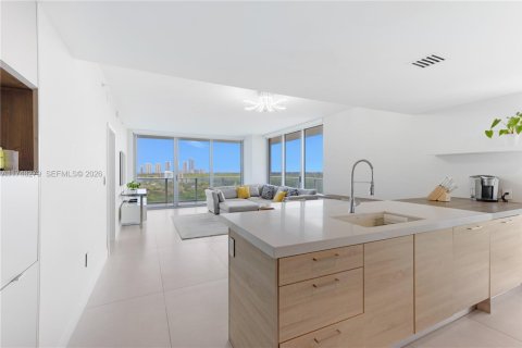 Copropriété à vendre à North Miami Beach, Floride: 3 chambres, 144.56 m2 № 2176245 - photo 19
