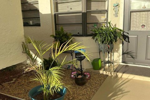 Condominio en Boynton Beach, Florida, 2 dormitorios  № 2154649