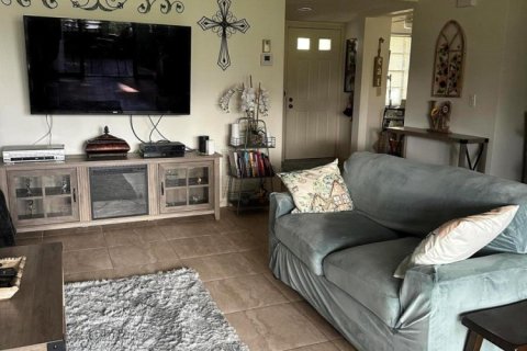Condo in Boynton Beach, Florida, 2 bedrooms  № 2154649 - photo 4