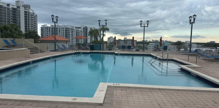 Condo à Fort Lauderdale, Floride, 1 chambre № 1222340