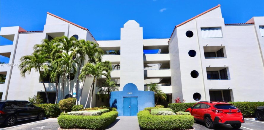 Condo in Aventura, Florida, 2 bedrooms № 2027016