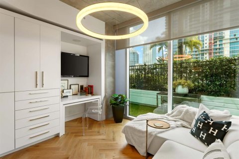 Condominio en venta en Tampa, Florida, 2 dormitorios, 107.02 m2 № 2223227 - foto 18