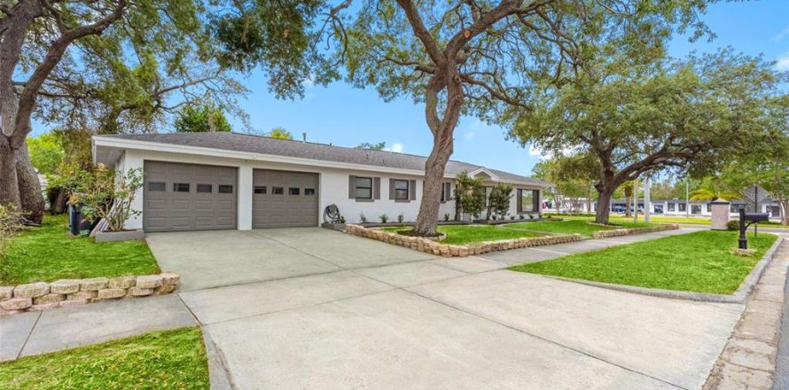 Casa en Clearwater, Florida 3 dormitorios, 143.91 m2 № 2150889