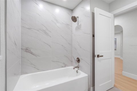 Casa en venta en Clearwater, Florida, 3 dormitorios, 143.91 m2 № 2150889 - foto 22