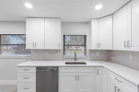 Casa en venta en Clearwater, Florida, 3 dormitorios, 143.91 m2 № 2150889 - foto 28