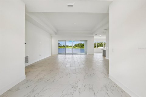 Casa en venta en Parrish, Florida, 3 dormitorios, 294.87 m2 № 2225467 - foto 4