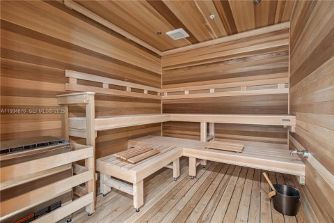 Casa en alquiler en Dania Beach, Florida, 2 dormitorios № 1993041 - foto 13