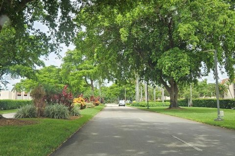 Condo à Pembroke Pines, Floride, 2 chambres № 2154893