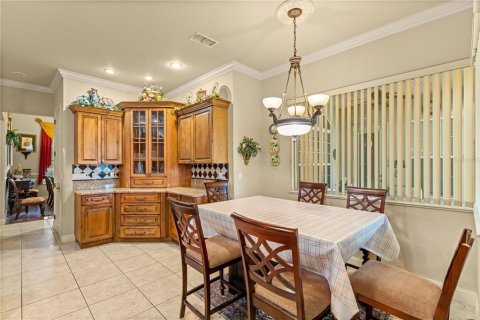 House in Ocala, Florida 3 bedrooms, 274.71 sq.m. № 2400234 - photo 11