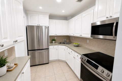 Condominio en alquiler en Oakland Park, Florida, 2 dormitorios, 97.55 m2 № 2271119 - foto 2
