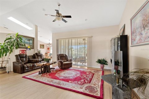 Casa en venta en Ocala, Florida, 3 dormitorios, 199.74 m2 № 1521538 - foto 7