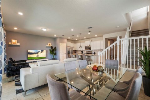 Townhouse in Davenport, Florida 5 bedrooms, 218.78 sq.m. № 2394161 - photo 24