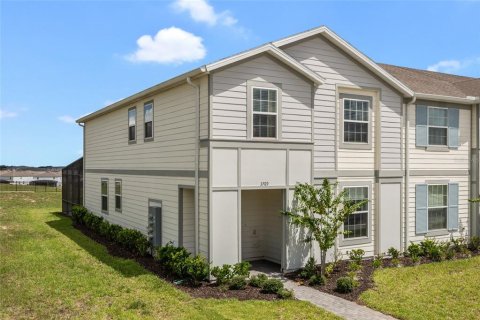 Townhouse in Davenport, Florida 5 bedrooms, 218.78 sq.m. № 2394161 - photo 5