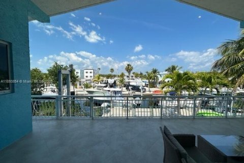 Villa ou maison à louer à Key Largo, Floride: 3 chambres, 171.31 m2 № 2169838 - photo 16