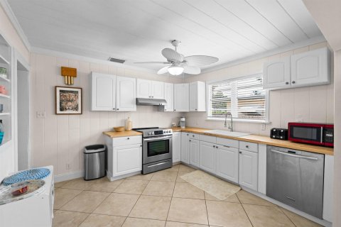 Villa ou maison à louer à Delray Beach, Floride: 5 chambres, 147.62 m2 № 2261805 - photo 22