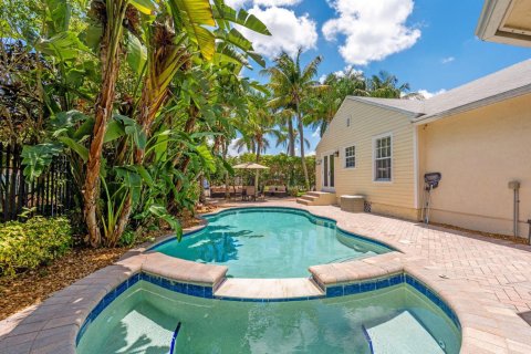 Villa ou maison à louer à Delray Beach, Floride: 5 chambres, 147.62 m2 № 2261805 - photo 13