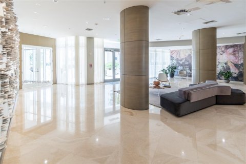 Copropriété à louer à Bal Harbour, Floride: 2 chambres, 98.1 m2 № 1923605 - photo 4