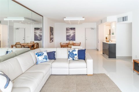 Copropriété à louer à Bal Harbour, Floride: 2 chambres, 98.1 m2 № 1923605 - photo 11
