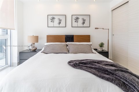 Copropriété à louer à Bal Harbour, Floride: 2 chambres, 98.1 m2 № 1923605 - photo 27