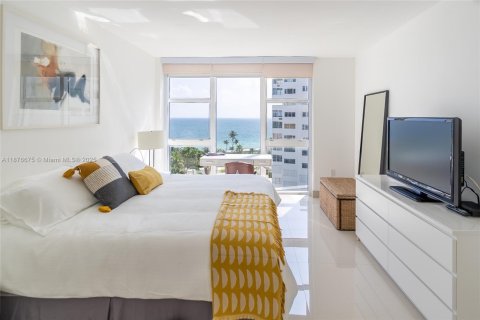 Copropriété à louer à Bal Harbour, Floride: 2 chambres, 98.1 m2 № 1923605 - photo 20