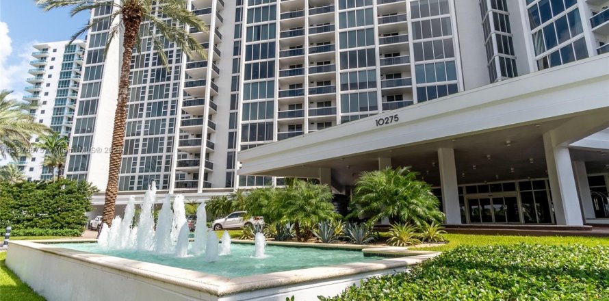 Condo à Bal Harbour, Floride, 2 chambres  № 1923605