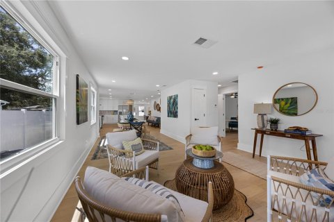 Villa ou maison à vendre à Saint Petersburg, Floride: 3 chambres, 163.14 m2 № 2287446 - photo 7