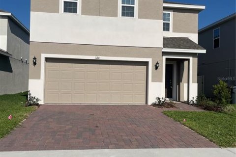 House in Davenport, Florida 4 bedrooms, 218.32 sq.m. № 2149435