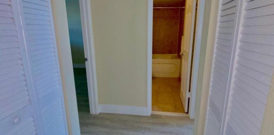Condo in Davie, Florida, 2 bedrooms № 1177215