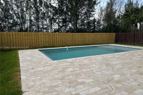 Купить виллу или дом в Дорал, Флорида 4 спальни, 248.42м2, № 1957648 - фото 22