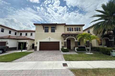 Купить виллу или дом в Дорал, Флорида 4 спальни, 248.42м2, № 1957648 - фото 3